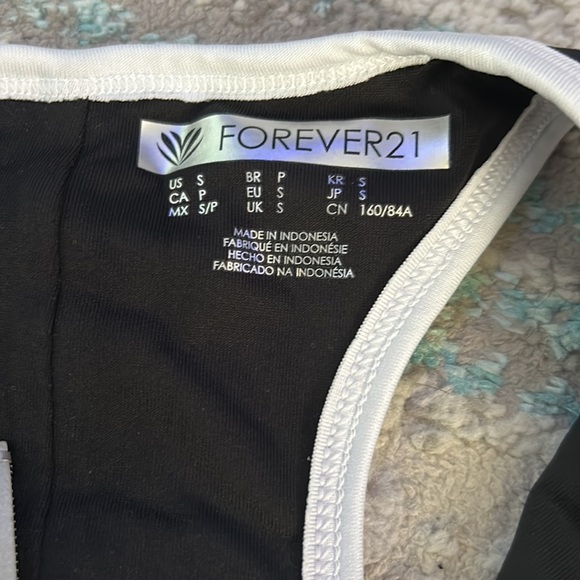 Forever 21 Sports Bra - Picture 3 of 5